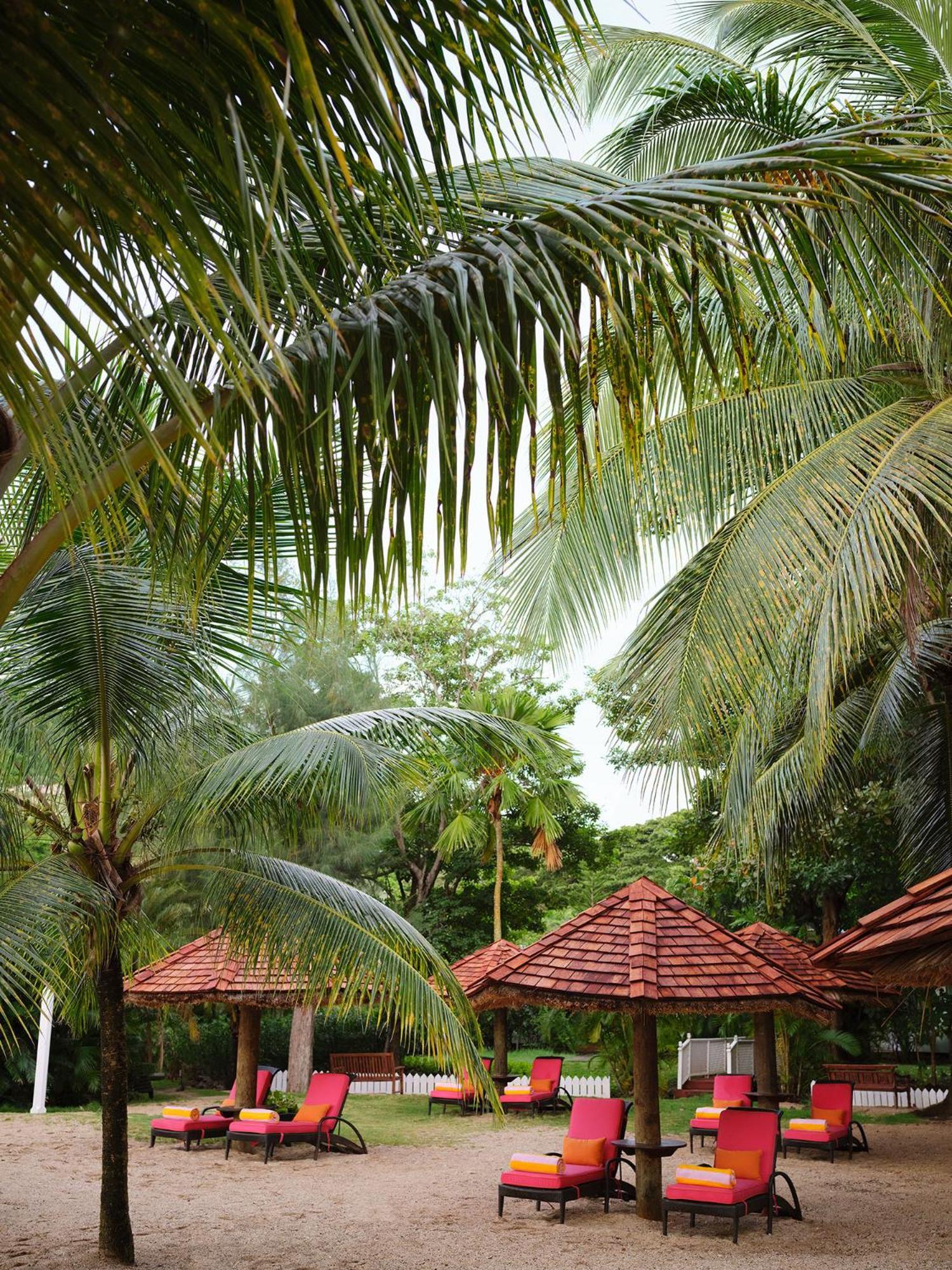 East Winds St. Lucia Hotel Gros Islet Exterior photo